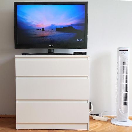 Mieszkanie Sea Waves Apartment กดัญสก์ ภายนอก รูปภาพ